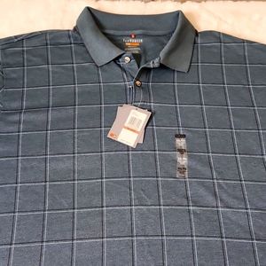 Van Heusen.  Short sleeve blue with  pattern collar button golf shirt size 3xl